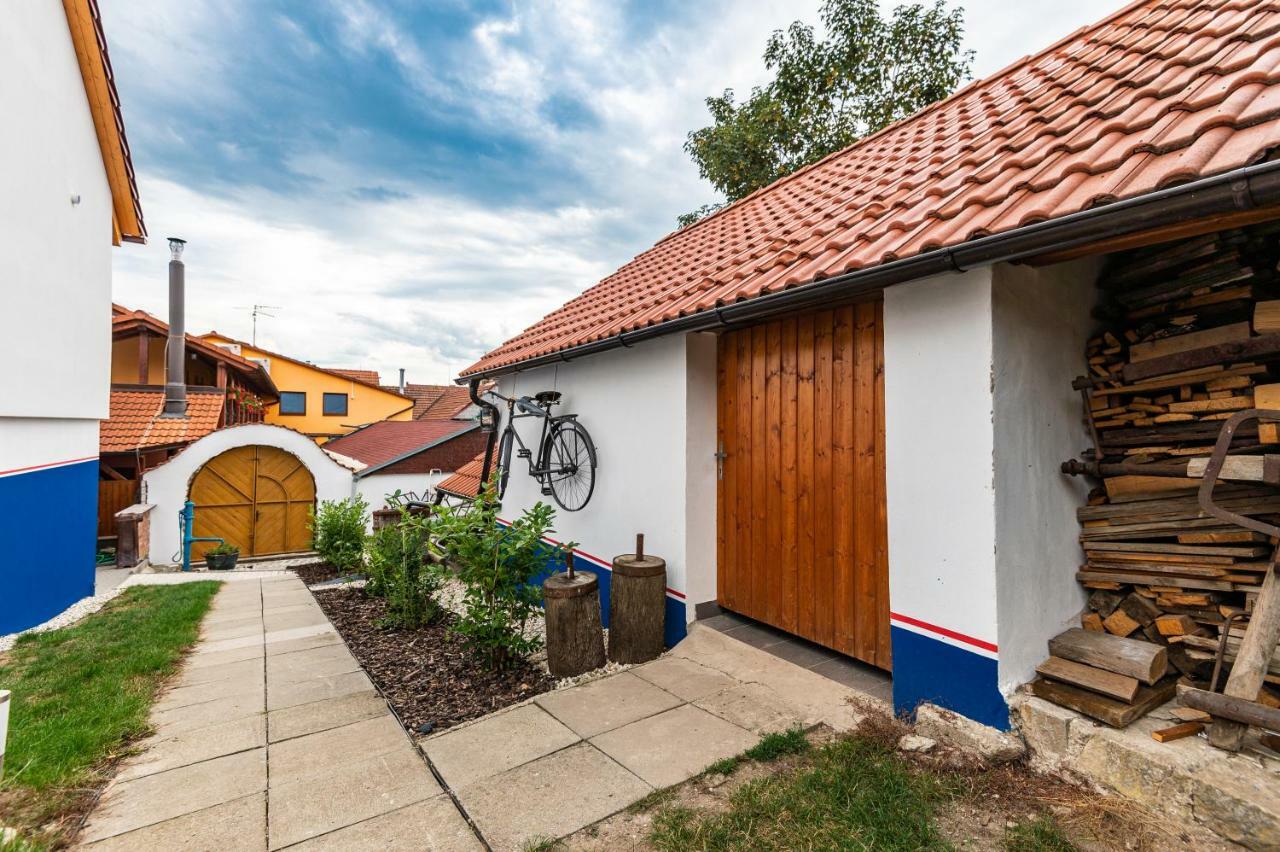 Penzion Hluk Exterior foto